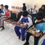 Program MBG Tingkatkan Kesehatan dan Prestasi Siswa SMPN 1 Jambesari Darus Sholah
