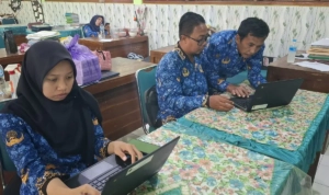 SMP di Madiun Terima Bantuan Chromebook dari Kemendikbudristi