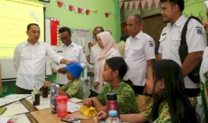 Wali Kota Surabaya Gaungkan Sekolah Ramah Anak