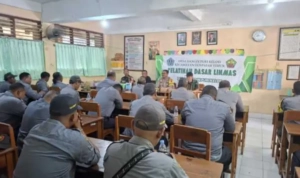 31 Satlinmas Dilatih Perkuat Keamanan Desa 31 Satlinmas Dilatih Perkuat Keamanan Desa