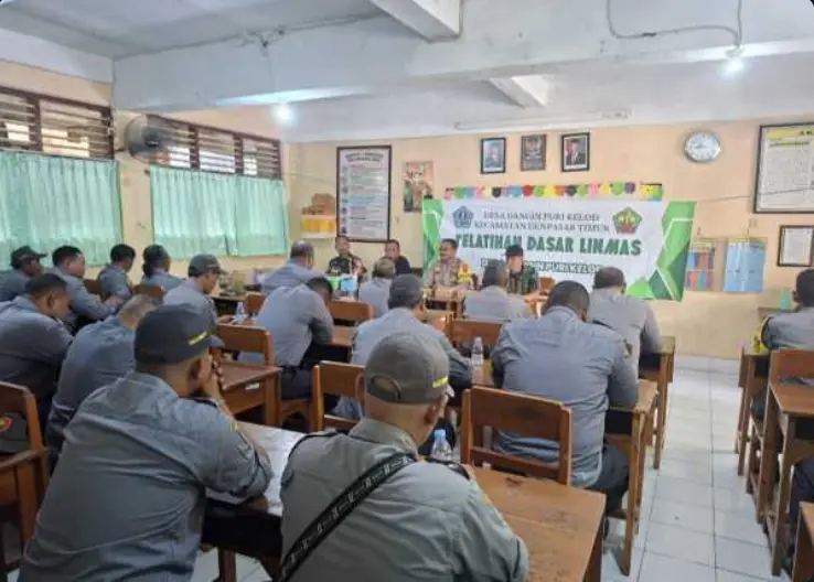 31 Satlinmas Dilatih Perkuat Keamanan Desa