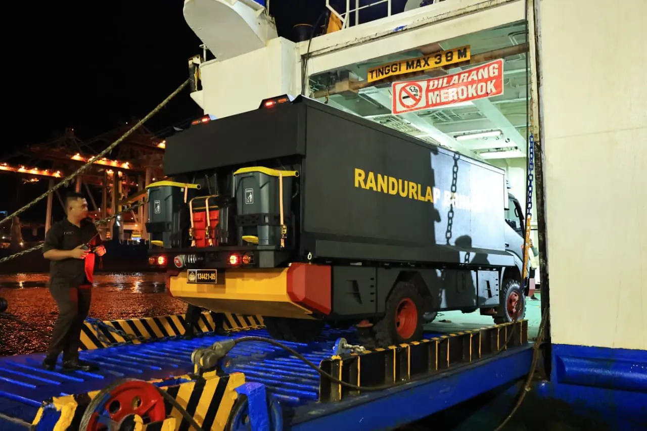 WhatsApp Image 2025-12-16 at 22.52.50