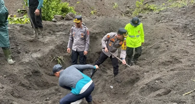 Korban Longsor Bangli Ditemukan Tewas