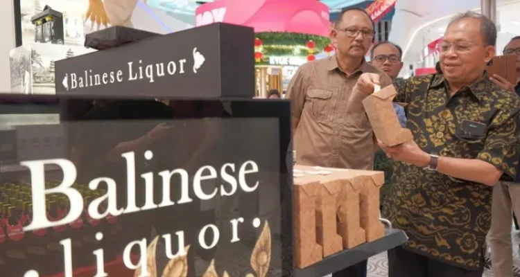 Koster Dorong Arak Bali Punya Etalase Bandara