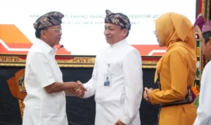 Koster Geber Infrastruktur, Tertibkan Pariwisata Bali