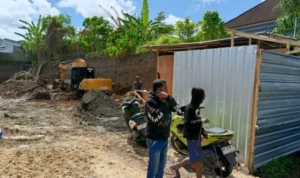Proyek Resto Ilegal Rusak Jalan Baru Dharmagiri