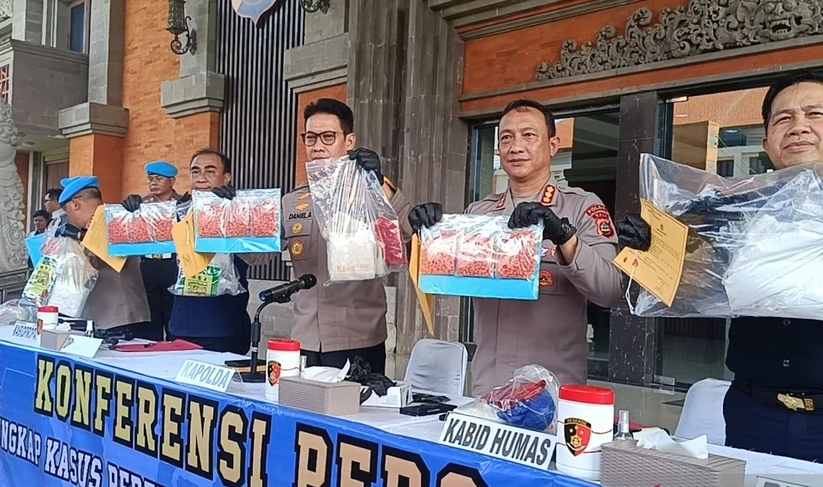 WNA Turki Selundupkan 1,2 Kg Kokain ke Bali