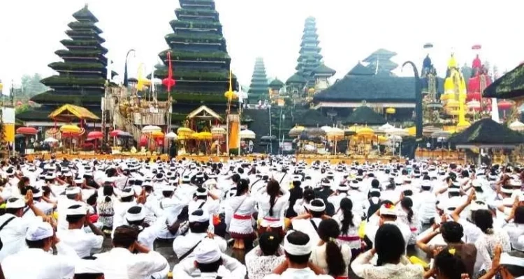Besakih Siap Gelar IBTK 21 Hari