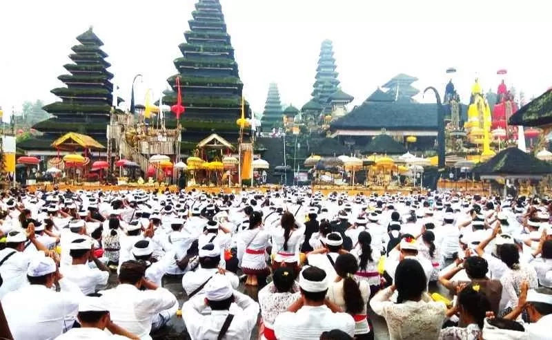 Besakih Siap Gelar IBTK 21 Hari